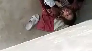 Sasur bahu xxx spy clip from Rajasthan