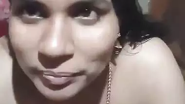 Dehati sex of a Sali sucking her Jija’s dick in the bathroom
