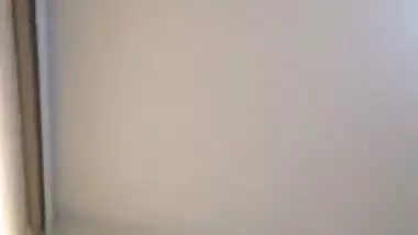 Horny lover records his sexy GF’s blowjob MMS