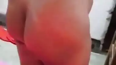 Bangladeshi Cute Bhabhi from Sylhet Solo Nude MMS