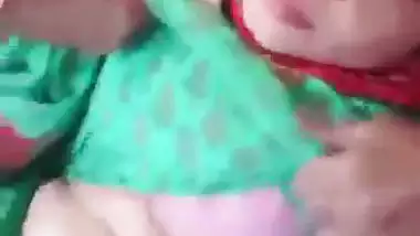 Pakistani boss secretary fondling sex in car video