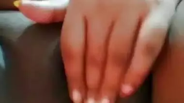 Married bhabhi fingering pussy with unsatisfied sex mood