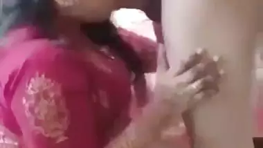 Desi milf gives an Indian blowjob to her husband’s friend