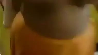 Big boob Tamil Bhabhi strips in nude MMS for her BF