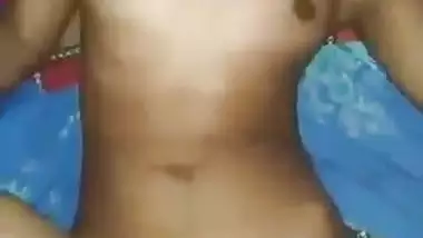 Chubby girl sucks a dick and rides in the Bangla sex video